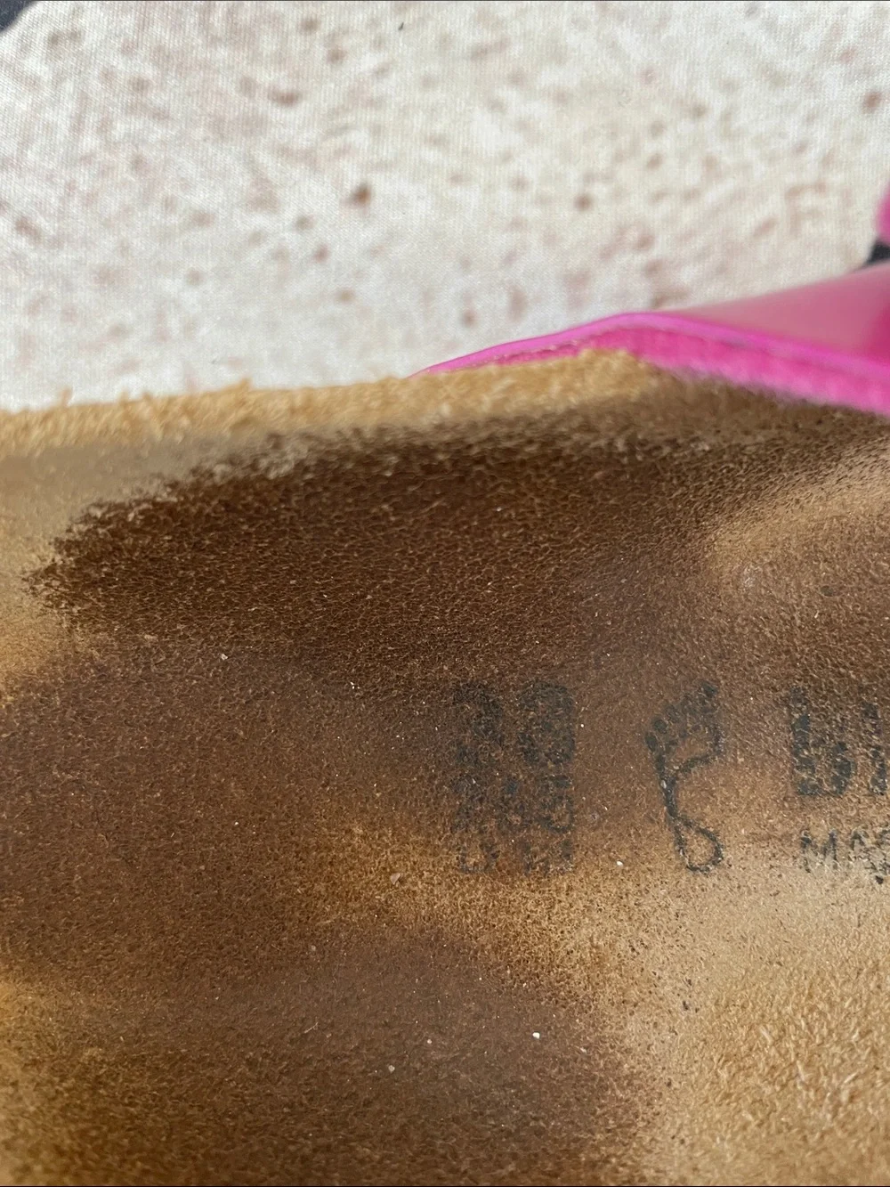 Birkenstock Mayari Women’s 7-7.5 Slip -On Metallic Pink Buckle Strap Sandals